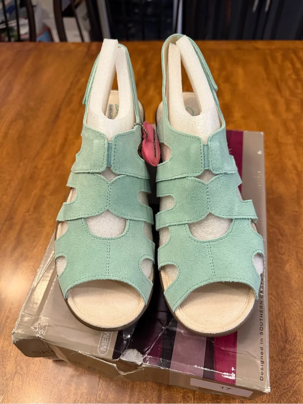 SKECHERS women’s Parallel Stylin Suede Wedge Mint Green Sandals